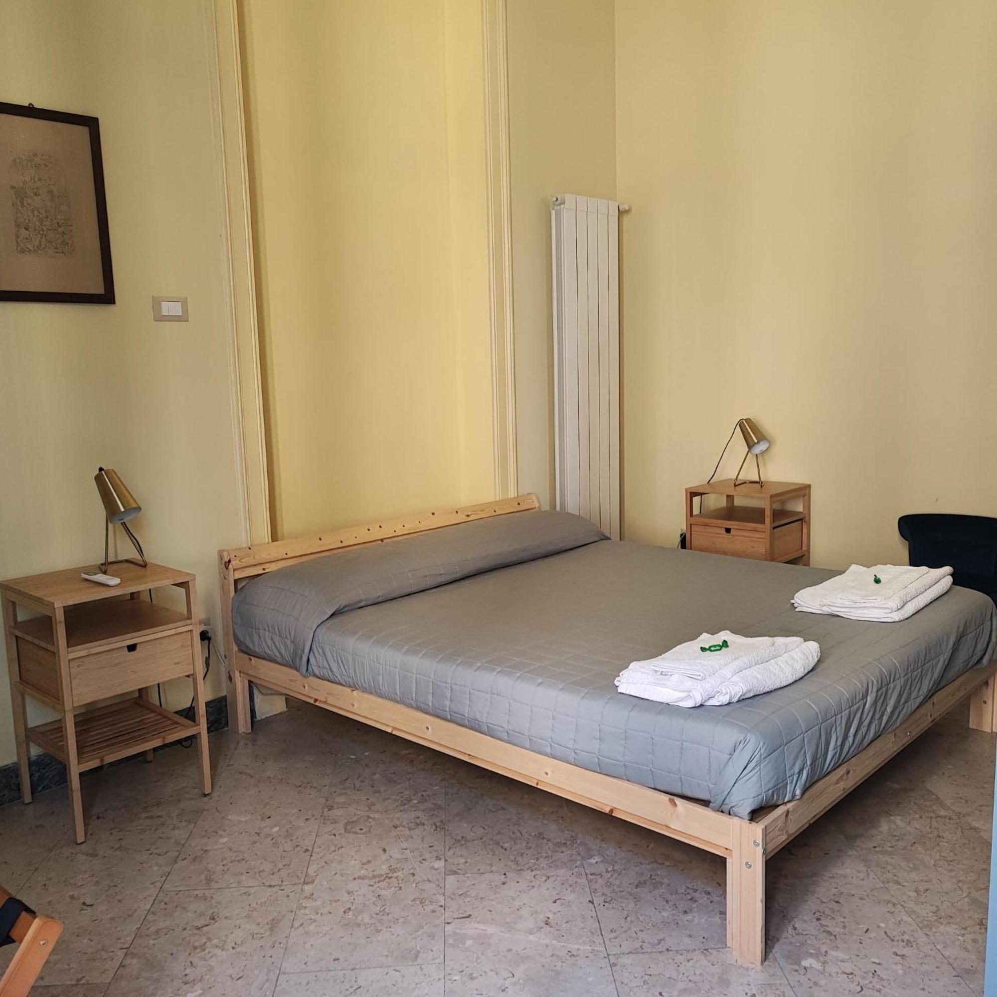 Casa Vacanze Da Ruggero Al Massimo Palermo Esterno foto